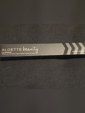 Aloette Lip Defined Precision Lip Liner - Cherry Berry